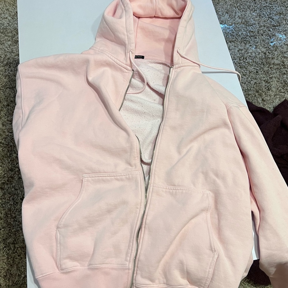 carla hoodie brandy melville